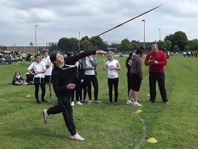 Pe3